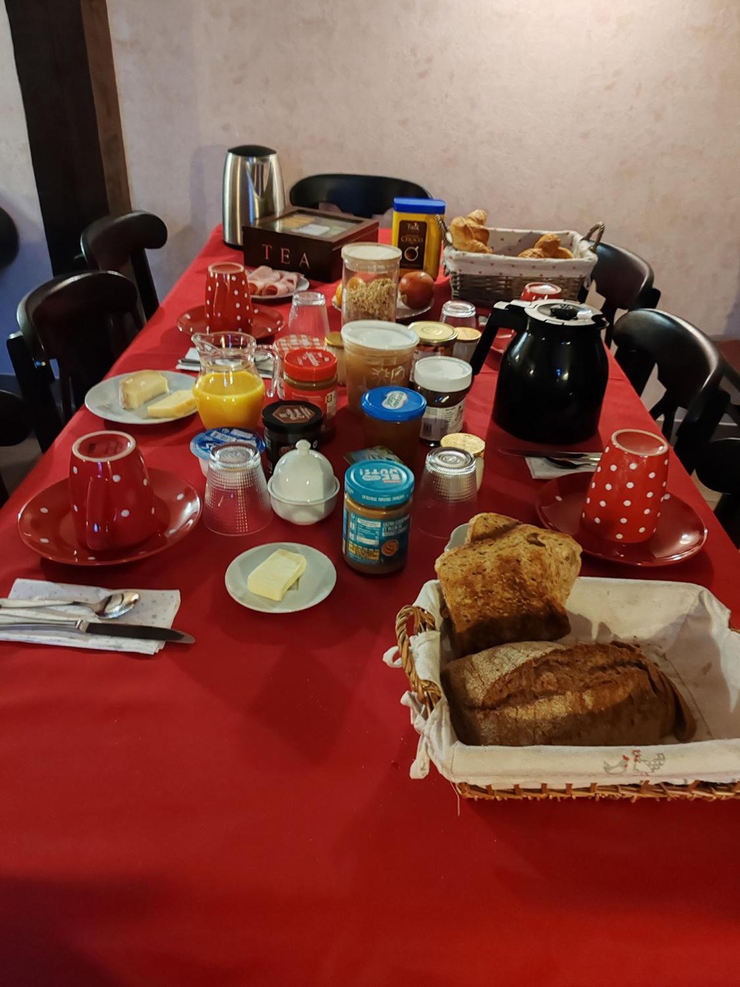 Bed and Breakfast Ma Gentilhommière Croutoy Esterno foto